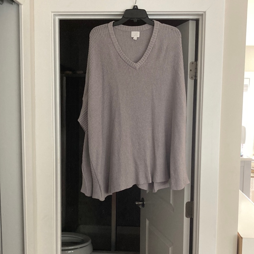 Poncho sweater